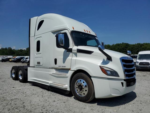 2022 FREIGHTLINER CASCADIA 1, null