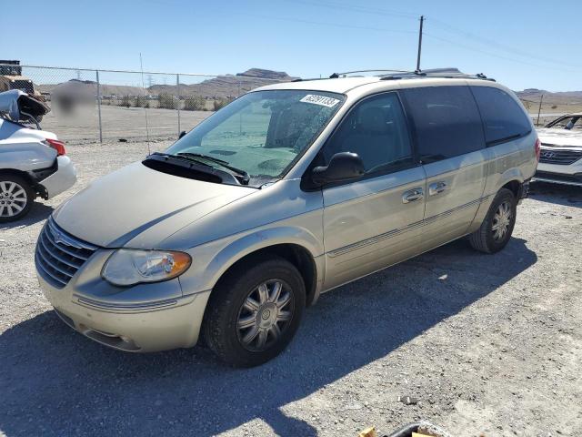 2C8GP64L95R352720 - 2005 CHRYSLER TOWN & COU LIMITED GOLD photo 1