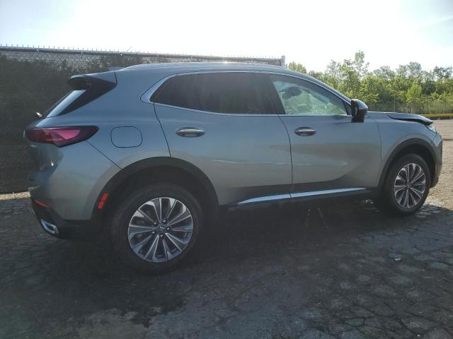 LRBFZME42RD067352 - 2024 BUICK ENVISION PREFERRED SILVER photo 3