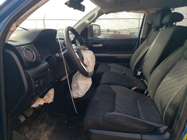 5TFRM5F14JX126122 - 2018 TOYOTA TUNDRA DOUBLE CAB SR/SR5 BLUE photo 7