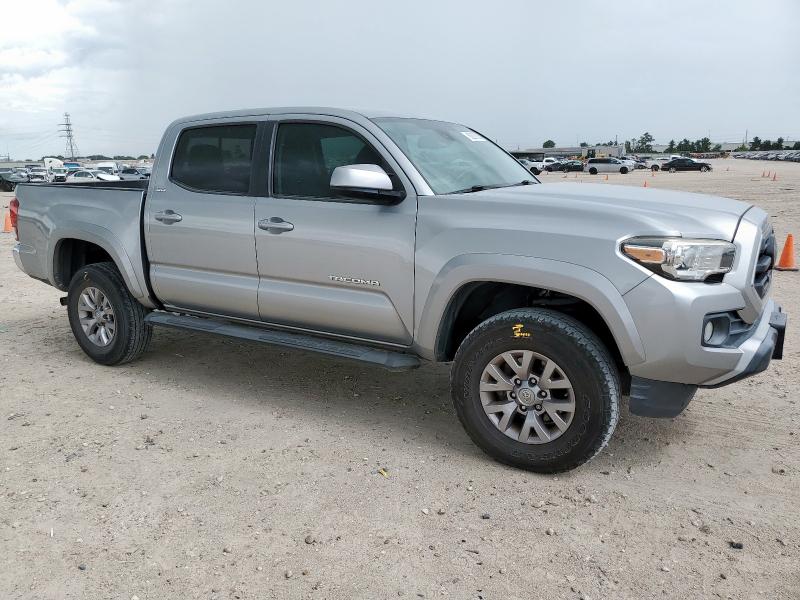 5TFAZ5CN6JX068360 - 2018 TOYOTA TACOMA DOUBLE CAB Серебристый фото 4