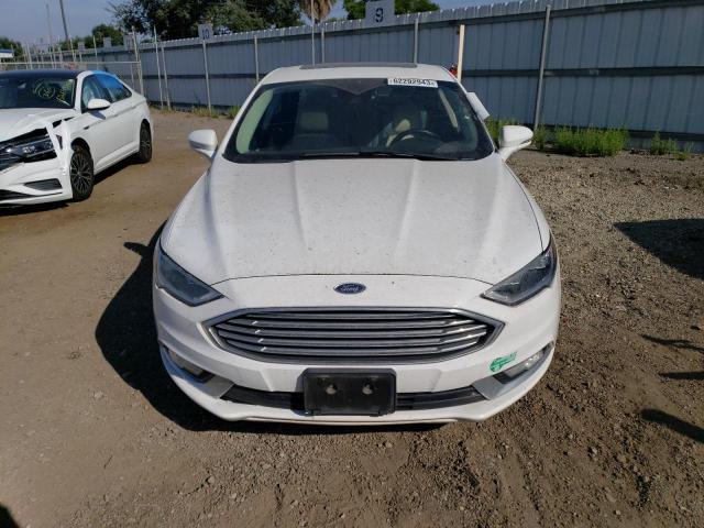 3FA6P0SU5HR313102 - 2017 FORD FUSION TITANIUM PHEV WHITE photo 5