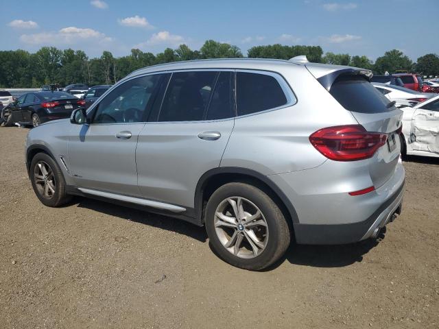 5UXTR9C53JLC73269 - 2018 BMW X3 XDRIVE30I SILVER photo 2