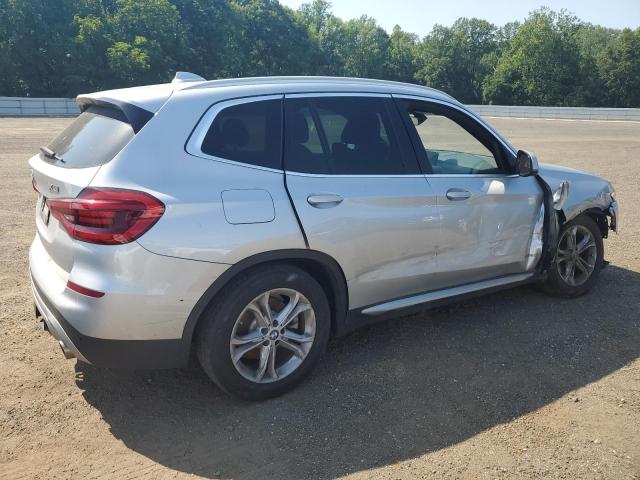 5UXTR9C53JLC73269 - 2018 BMW X3 XDRIVE30I SILVER photo 3