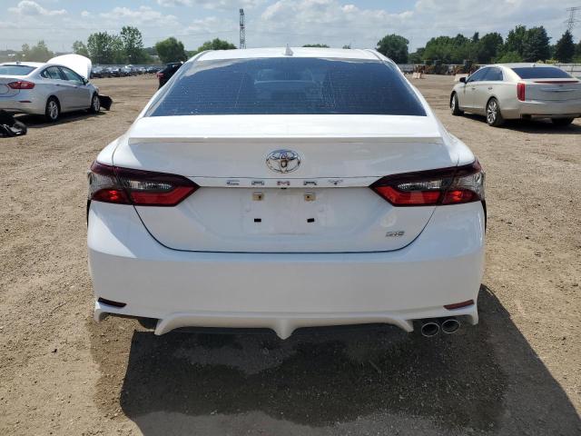 4T1G11AK9PU790060 - 2023 TOYOTA CAMRY SE NIGHT SHADE WHITE photo 6