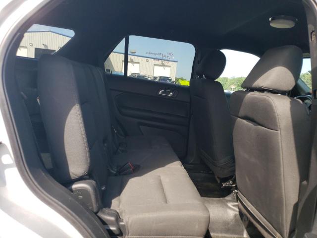 1FM5K8AR2HGA36136 - 2017 FORD EXPLORER POLICE INTERCEPTOR 银色 照片 10