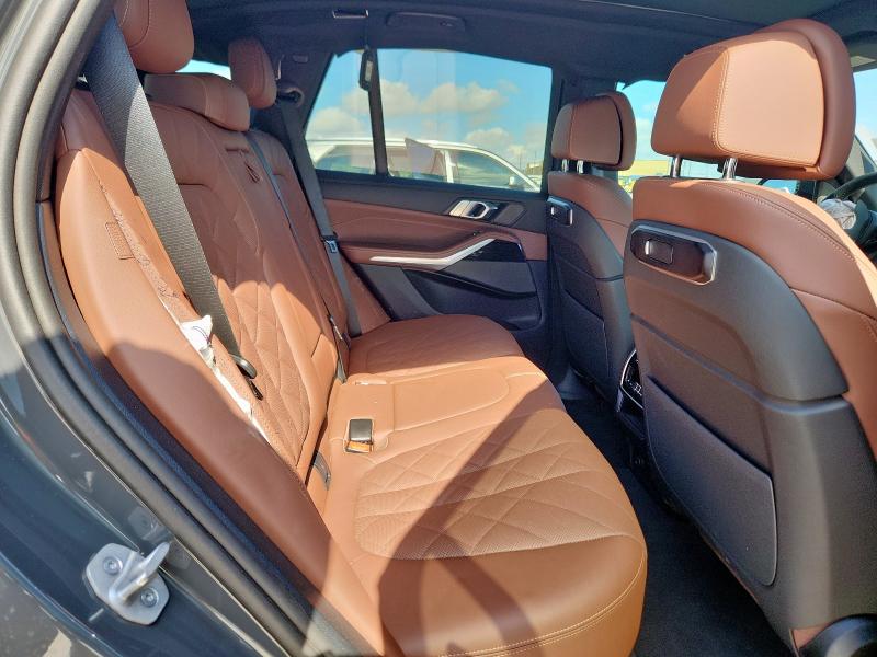 5UX43EU09S9X71196 - 2025 BMW X5 XDRIVE50E GRAY photo 11