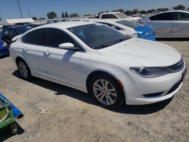 1C3CCCAB4GN159028 - 2016 CHRYSLER 200 LIMITED WHITE photo 4