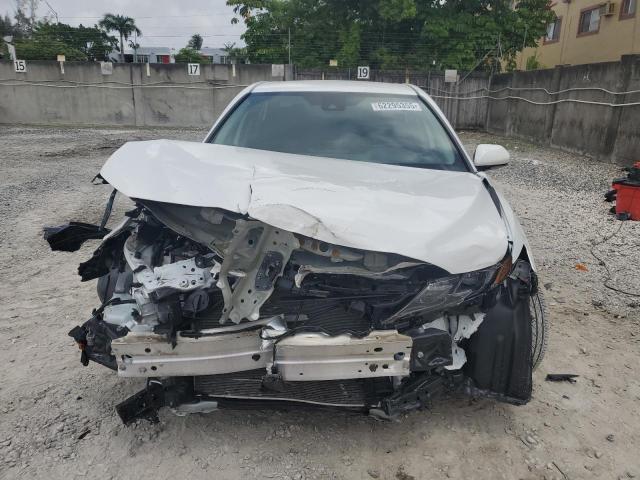 4T1T11AK7RU841315 - 2024 TOYOTA CAMRY SE NIGHT SHADE WHITE photo 5