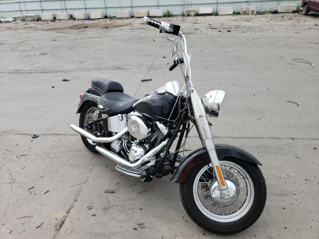 2004 HARLEY-DAVIDSON FLSTC, 