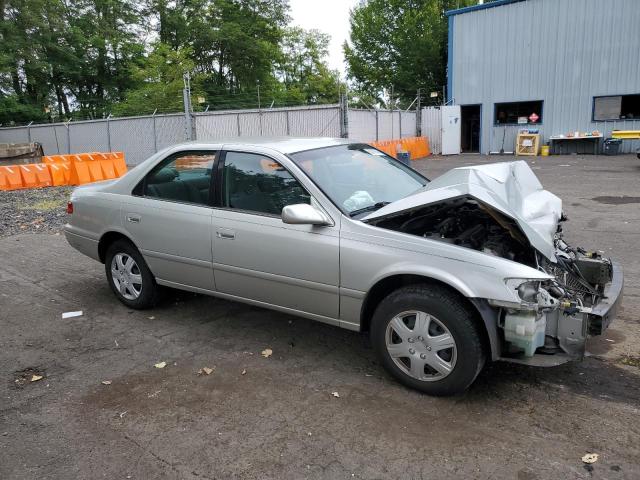 JT2BG22K1Y0523191 - 2000 TOYOTA CAMRY CE SILVER photo 4