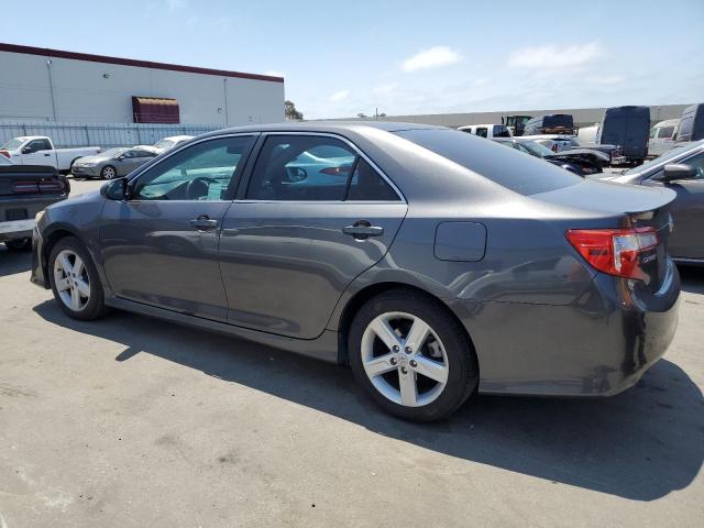 4T1BF1FK4CU093877 - 2012 TOYOTA CAMRY BASE GRAY photo 2