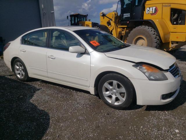 1N4AL21E59N491608 - 2009 NISSAN ALTIMA 2.5 WHITE photo 4