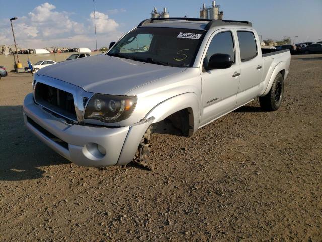 5TEKU72N05Z117101 - 2005 TOYOTA TACOMA DOUBLE CAB PRERUNNER LONG BED SILVER photo 2