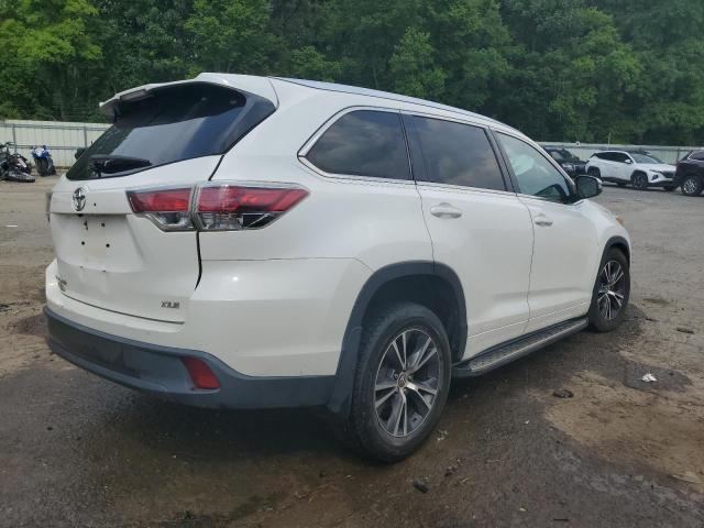 5TDKKRFH8GS136176 - 2016 TOYOTA HIGHLANDER XLE WHITE photo 3
