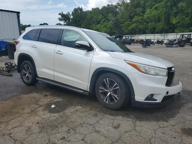 5TDKKRFH8GS136176 - 2016 TOYOTA HIGHLANDER XLE WHITE photo 4