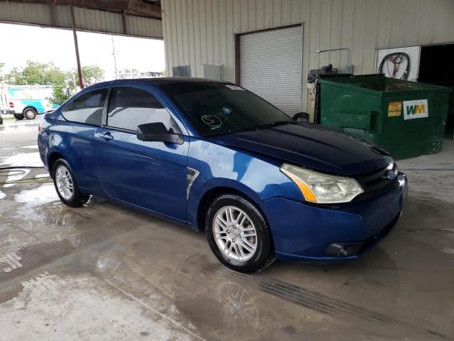 1FAHP33N88W158527 - 2008 FORD FOCUS SE BLUE photo 4