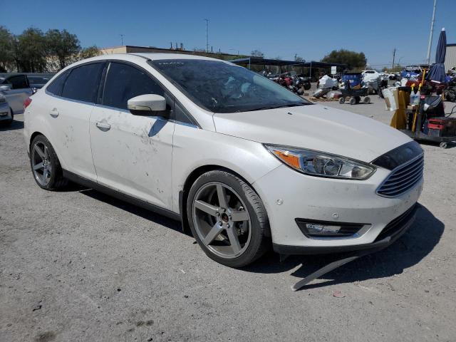 1FADP3J20GL209106 - 2016 FORD FOCUS TITANIUM WHITE photo 4