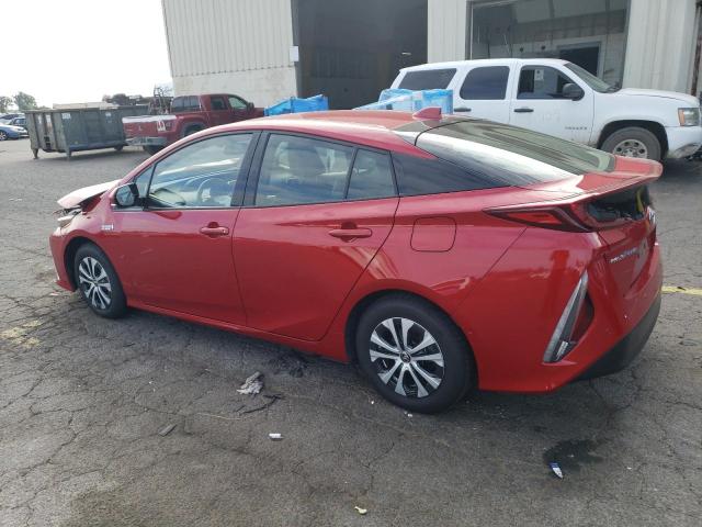 JTDKARFP6L3129846 - 2020 TOYOTA PRIUS PRIM LE RED photo 2