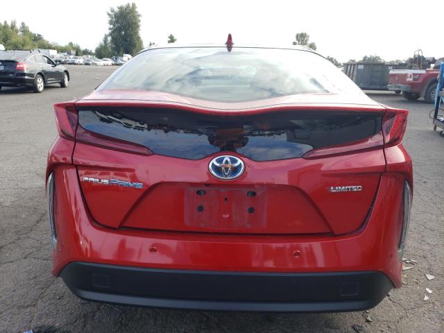 JTDKARFP6L3129846 - 2020 TOYOTA PRIUS PRIM LE RED photo 6