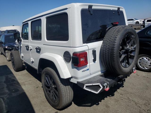 1C4JJXP60MW682711 - 2021 JEEP WRANGLER U SAHARA 4XE WHITE photo 2