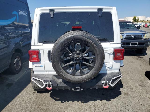 1C4JJXP60MW682711 - 2021 JEEP WRANGLER U SAHARA 4XE WHITE photo 6