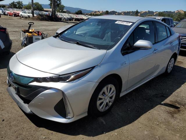 JTDKARFP4J3101959 - 2018 TOYOTA PRIUS PRIM SILVER photo 1