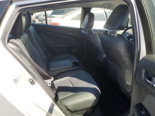 JTDKARFP4J3101959 - 2018 TOYOTA PRIUS PRIM SILVER photo 10