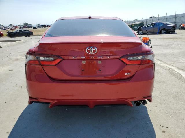4T1G11AK5PU165851 - 2023 TOYOTA CAMRY SE NIGHT SHADE RED photo 6