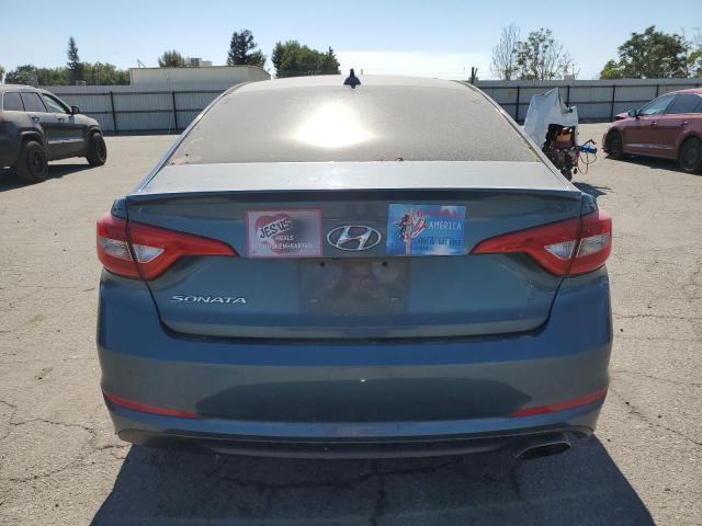 5NPE24AF3FH250600 - 2015 HYUNDAI SONATA SE BLUE photo 6