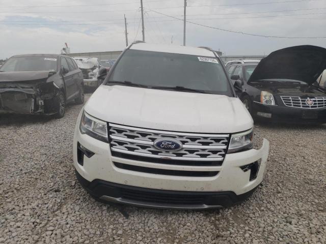 1FM5K8D80KGA50241 - 2019 FORD EXPLORER XLT WHITE photo 5