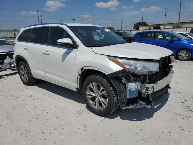 5TDKKRFH9FS050129 - 2015 TOYOTA HIGHLANDER XLE WHITE photo 4