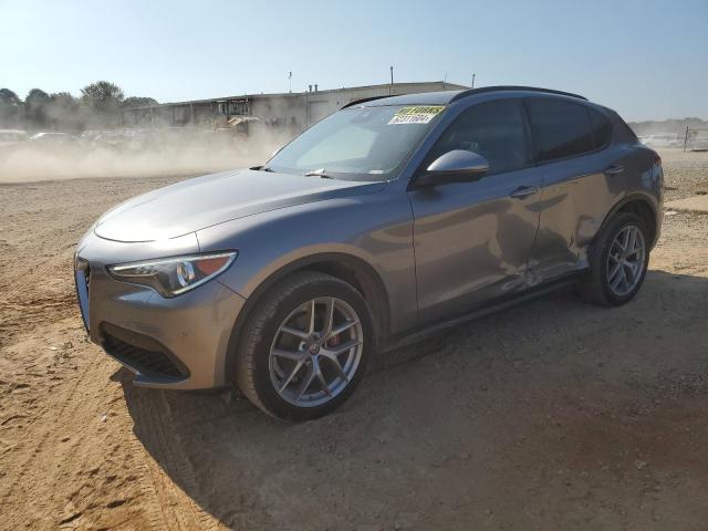 ZASFAKNN6J7B94492 - 2018 ALFA ROMEO STELVIO TI SPORT GRAY photo 1