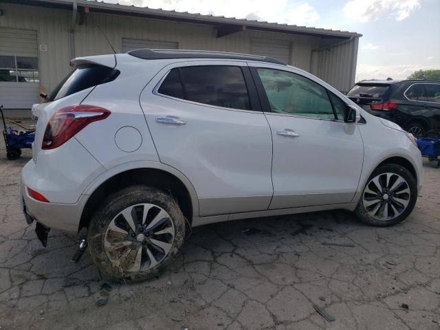 KL4CJGSB5JB517554 - 2018 BUICK ENCORE ESSENCE WHITE photo 3