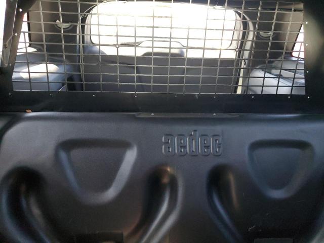 1FM5K8AR3JGC42734 - 2018 FORD EXPLORER POLICE INTERCEPTOR WHITE photo 10