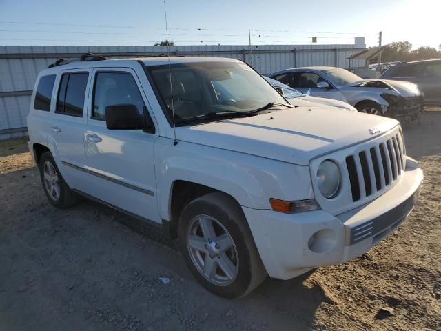 1J4NT4GB4AD513459 - 2010 JEEP PATRIOT LIMITED WHITE photo 4