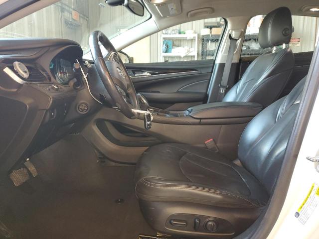 1G4ZP5SZ5JU124993 - 2018 BUICK LACROSSE ESSENCE WHITE photo 7