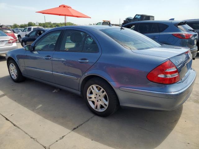 WDBUF56J86A915922 - 2006 MERCEDES-BENZ E 350 BLUE photo 2