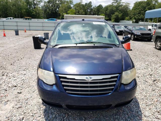 2C4GP44R75R597008 - 2005 CHRYSLER TOWN AND C LX BLUE photo 5