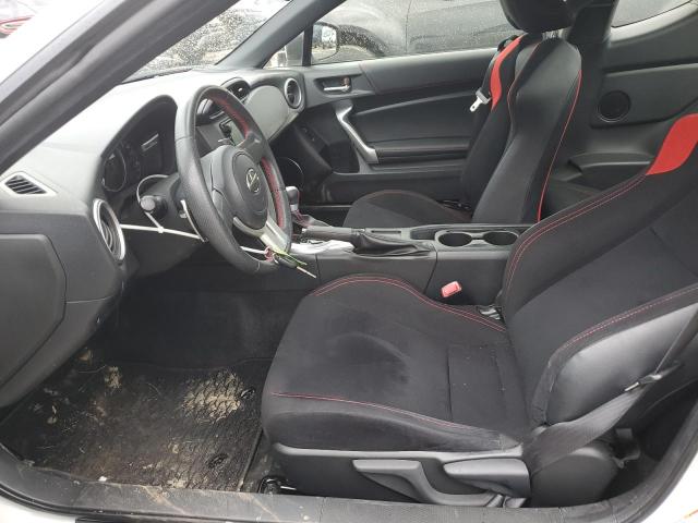 JF1ZNAA1XG8700292 - 2016 TOYOTA SCION FR-S WHITE photo 7