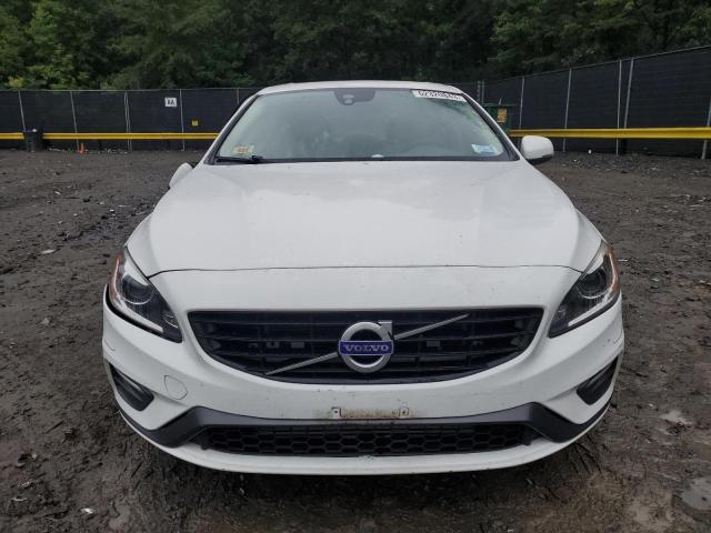 YV126MFL8J2451550 - 2018 VOLVO S60 DYNAMIC WHITE photo 5