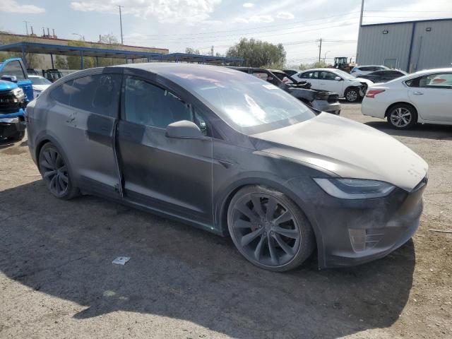 5YJXCBE22KF181988 - 2019 TESLA MODEL X BLACK photo 4