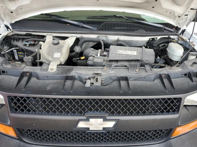 1GCHG35K481164917 - 2008 CHEVROLET EXPRESS G3 WHITE photo 11
