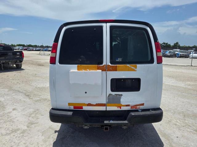 1GCHG35K481164917 - 2008 CHEVROLET EXPRESS G3 WHITE photo 6
