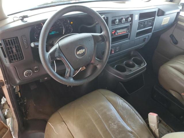 1GCHG35K481164917 - 2008 CHEVROLET EXPRESS G3 WHITE photo 8