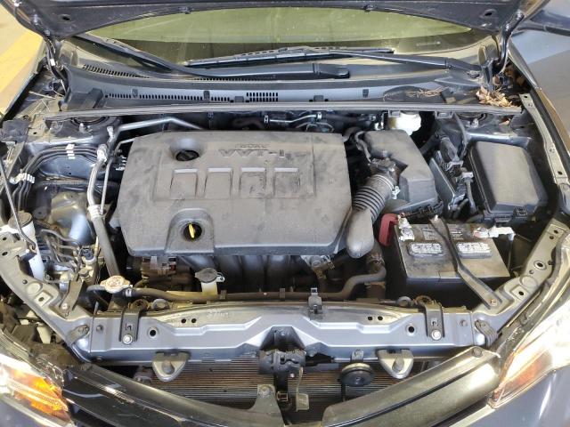 2T1BURHE9JC049075 - 2018 TOYOTA COROLLA L GRAY photo 11