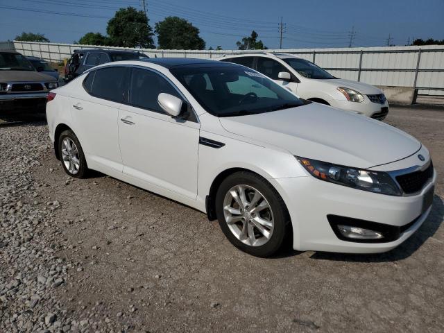 5XXGN4A74DG152953 - 2013 KIA OPTIMA EX WHITE photo 4