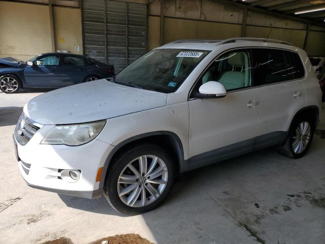2011 VOLKSWAGEN TIGUAN S, null