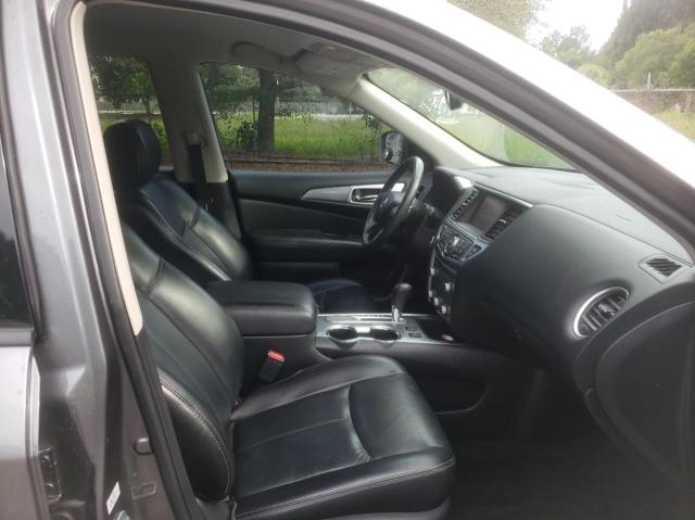 5N1DR2MN2JC625505 - 2018 NISSAN PATHFINDER S GRAY photo 5