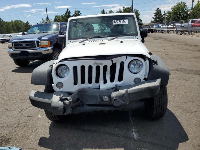 1C4BJWKG6GL255067 - 2016 JEEP WRANGLER U SPORT WHITE photo 5